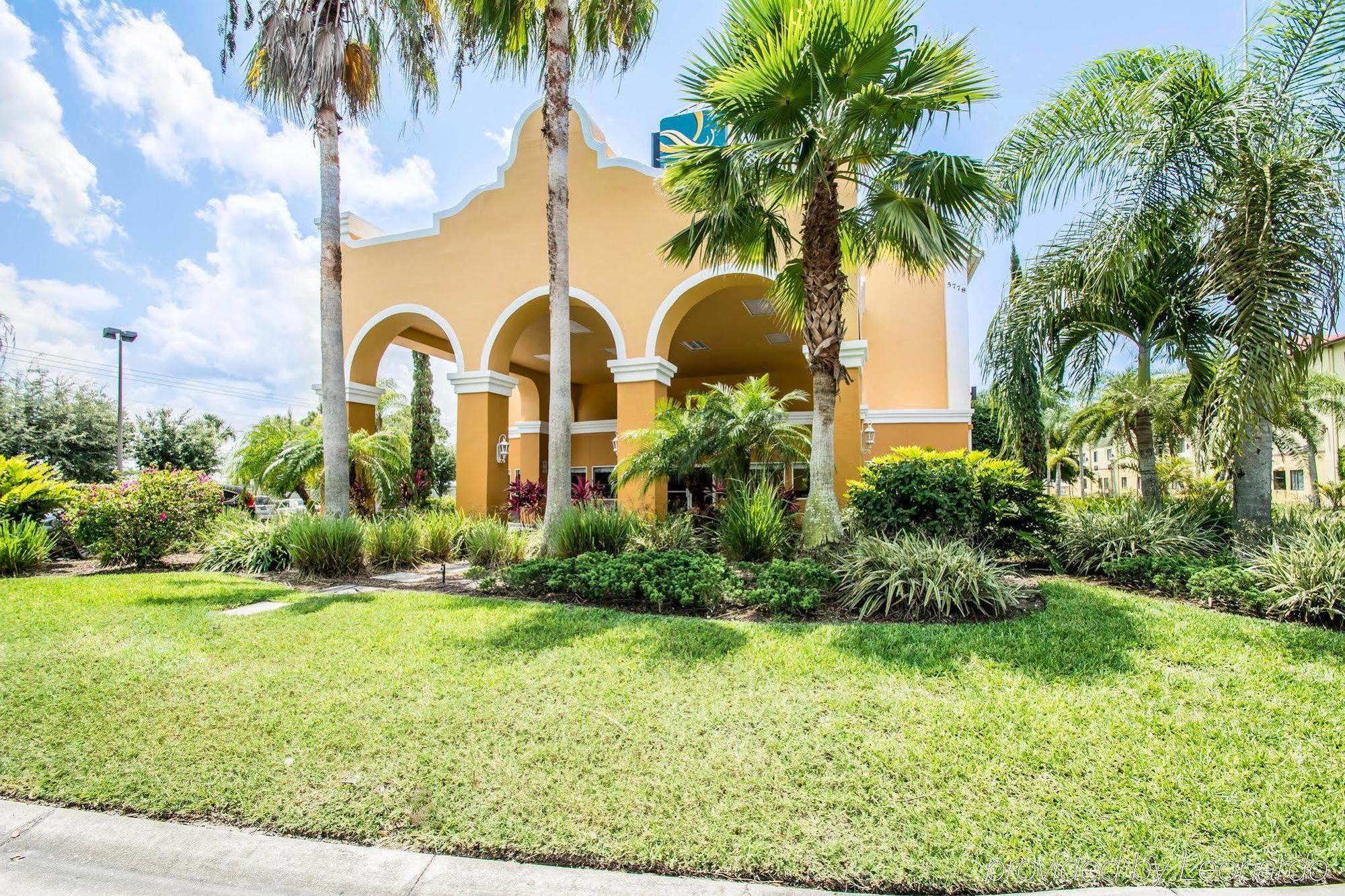 Quality Inn Sarasota I-75 Exterior photo